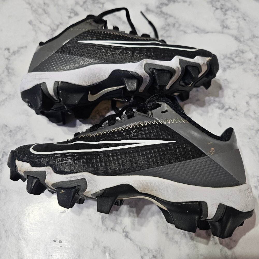Nike Vapor Edge Shark 2 Youth Football Cleats